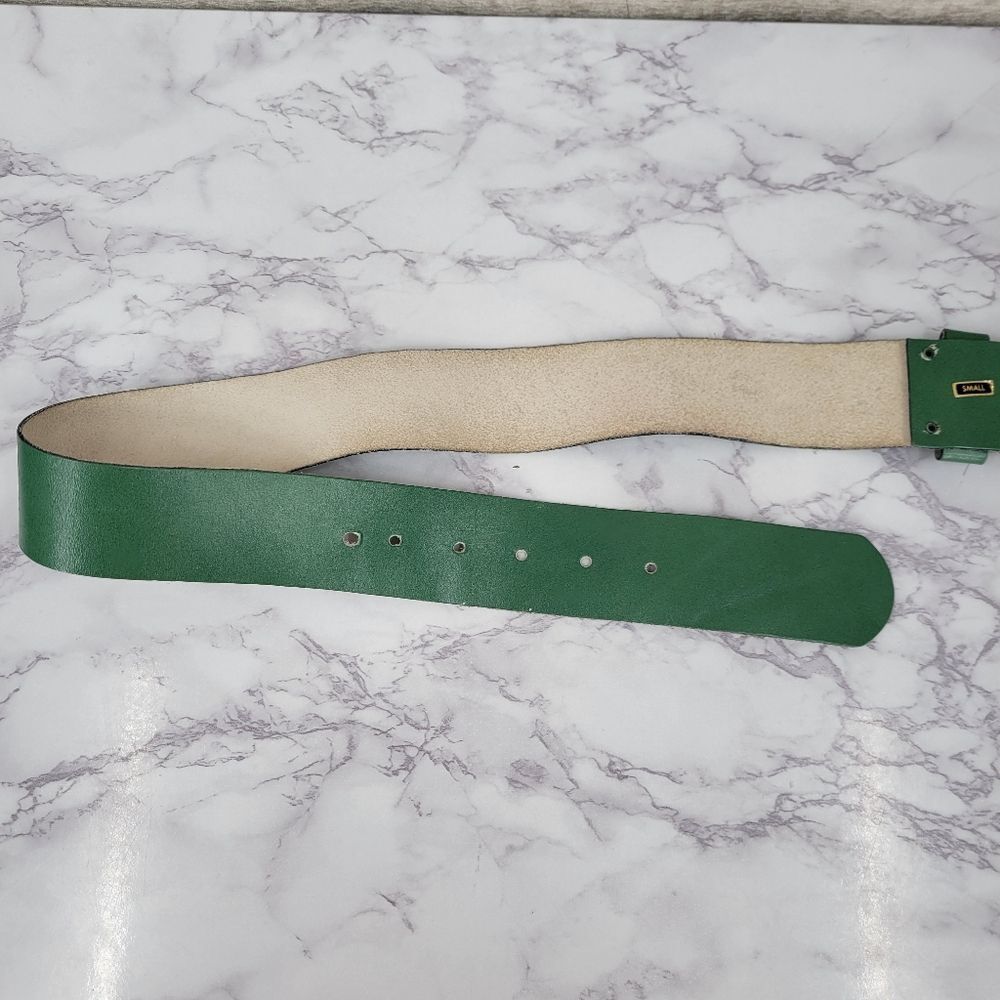 Vintage Green Leather Statement Belt with Gold Napoleon Coin Medallion - Picture 7 of 16